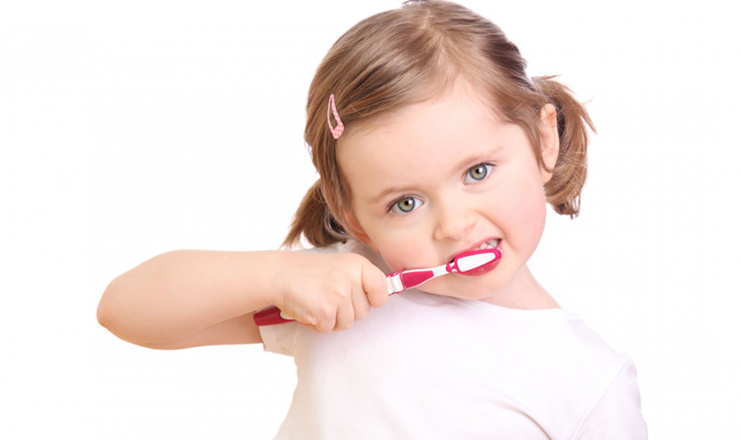 Профессиональная гигиеническая чистка зубов у детей
