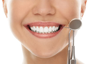 Где лечить зубы недорого и качественно?